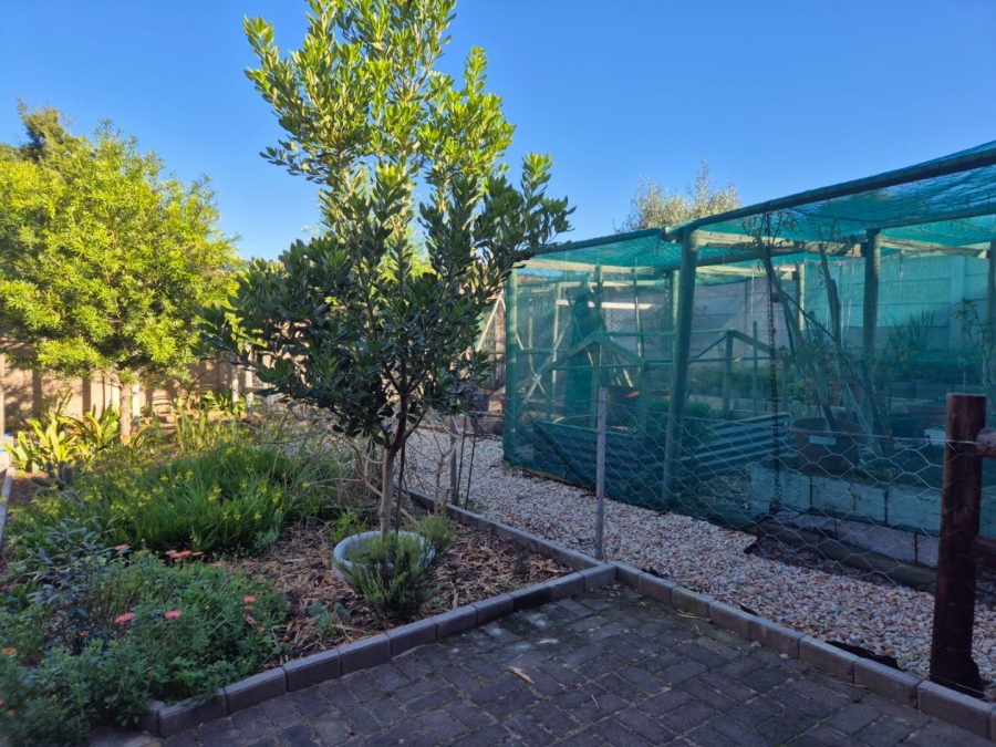 3 Bedroom Property for Sale in Stilbaai Wes Western Cape